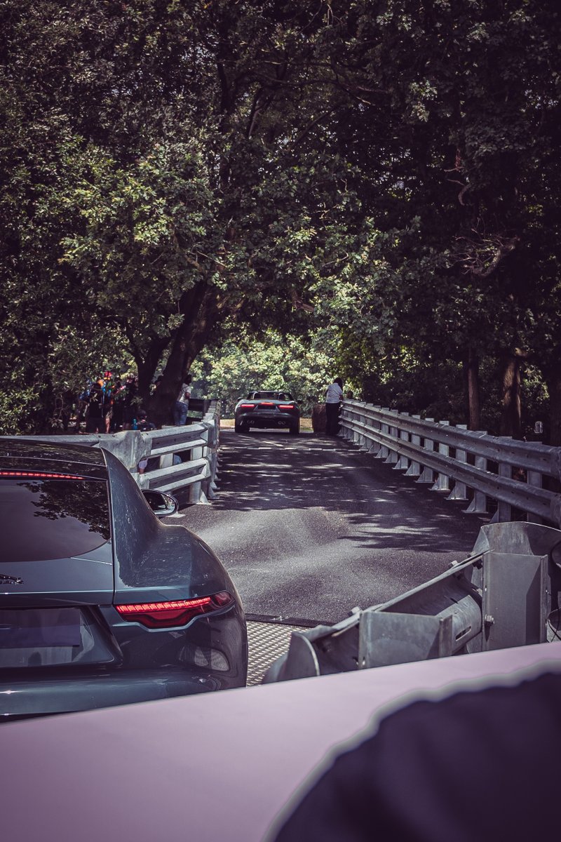 GRANGEMOTORS's tweet image. JAGUAR F-TYPE.

At Goodwood Festival of Speed. Ready to shine.

Barnet: 020 8031 9509
Brentwood: 01277 542 653
Hatfield: 01707 925 253
Swindon: 01793 960 898
Woodford: 020 8031 9511

grange.co.uk/jaguar

#jaguar #FTYPE #Goodwood #Goodwoodfos #FOS