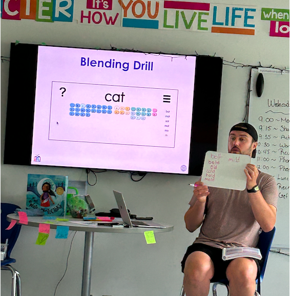 rdsbcodesummer1's tweet photo. Spelling words during our blending drill with Mr. McQuarrie. https://t.co/oimfT43MVp