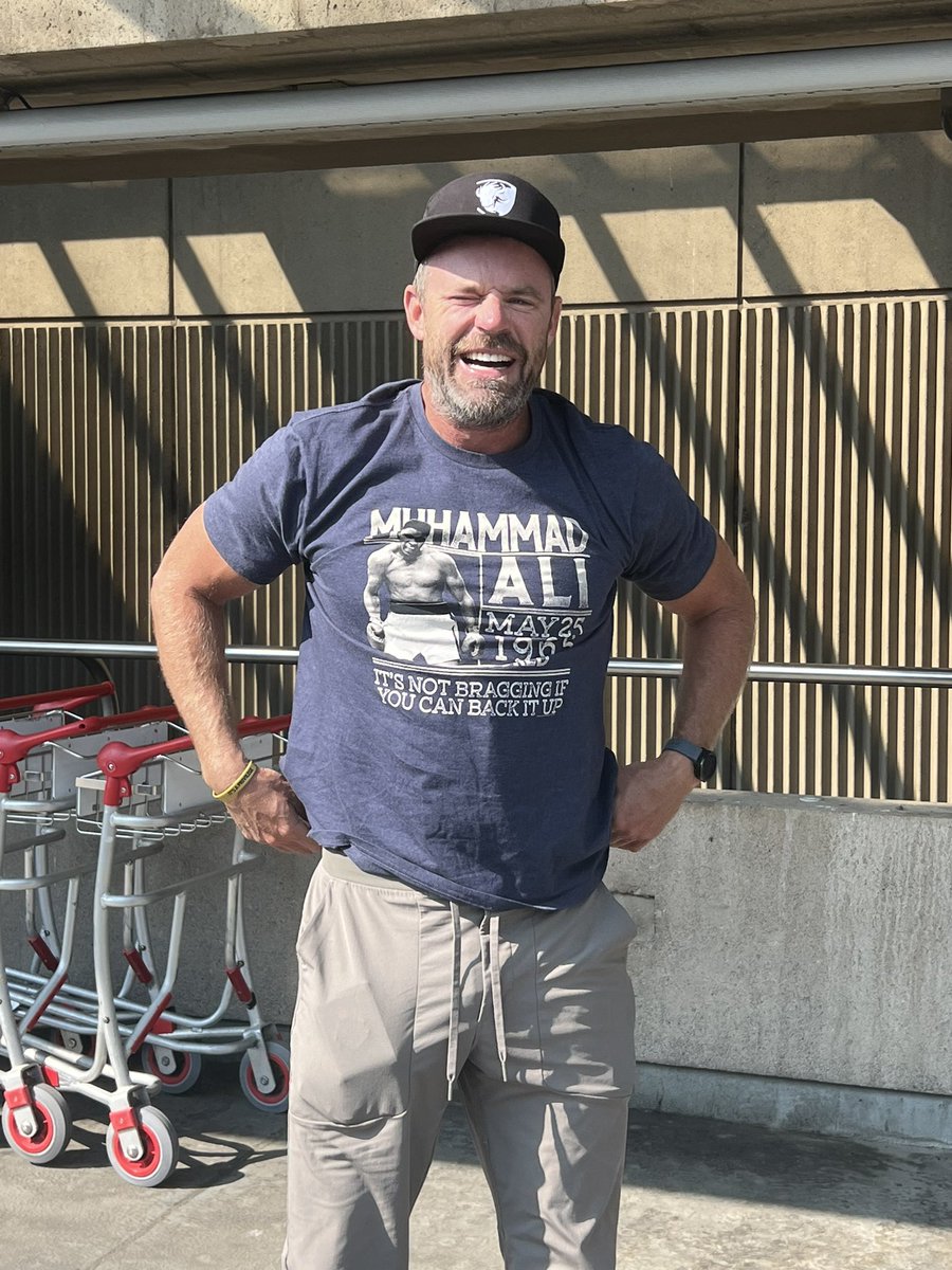 Thanks <a href="/TicTaylor/">Kelly Taylor</a> for another deadly time! Leaking oil now! He rocked the stage for <a href="/HockeyAlberta/">Hockey Alberta</a> in Canmore this week! #stewartcreek #silvertip #hockeyalberta