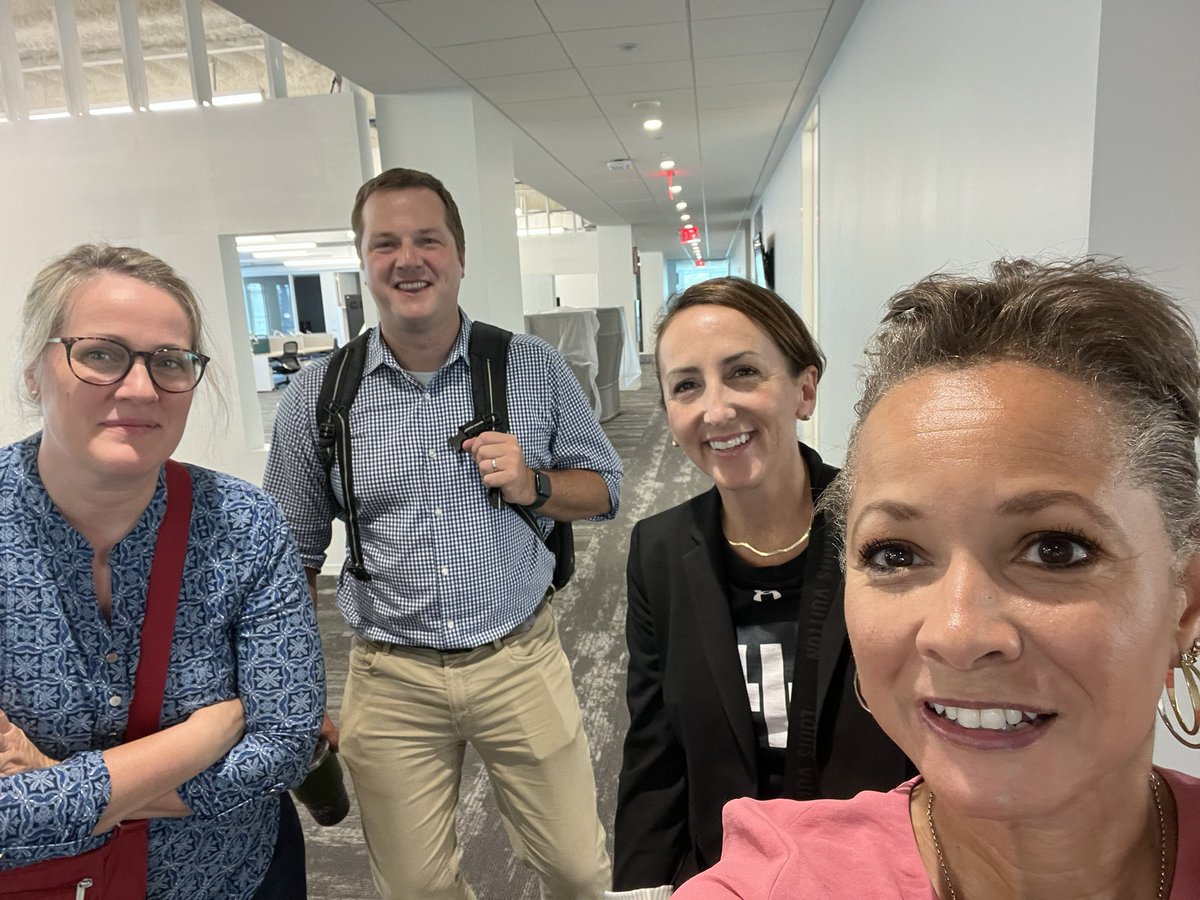 #RoadTrippin’  with the team to our Columbia office! <a href="/WeAreHII/">HII</a>