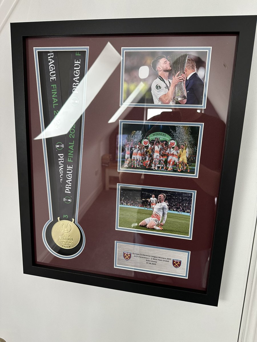 A little reminder of that magical night in Prague for the office. Thanks <a href="/MartynHobbs12/">Martyn Hobbs</a>, it’s fantastic 🫧⚒️