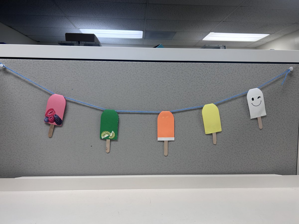 SpringBranchLib's tweet image. Did you know we have Take-and-Make crafts for all ages? That's right, teens and adults, as well as kids! Stop in anytime this week and nab one of these popsicle banners for adults:
#HarrisCountyPL #SpringBranchLibrary #LibraryForAll