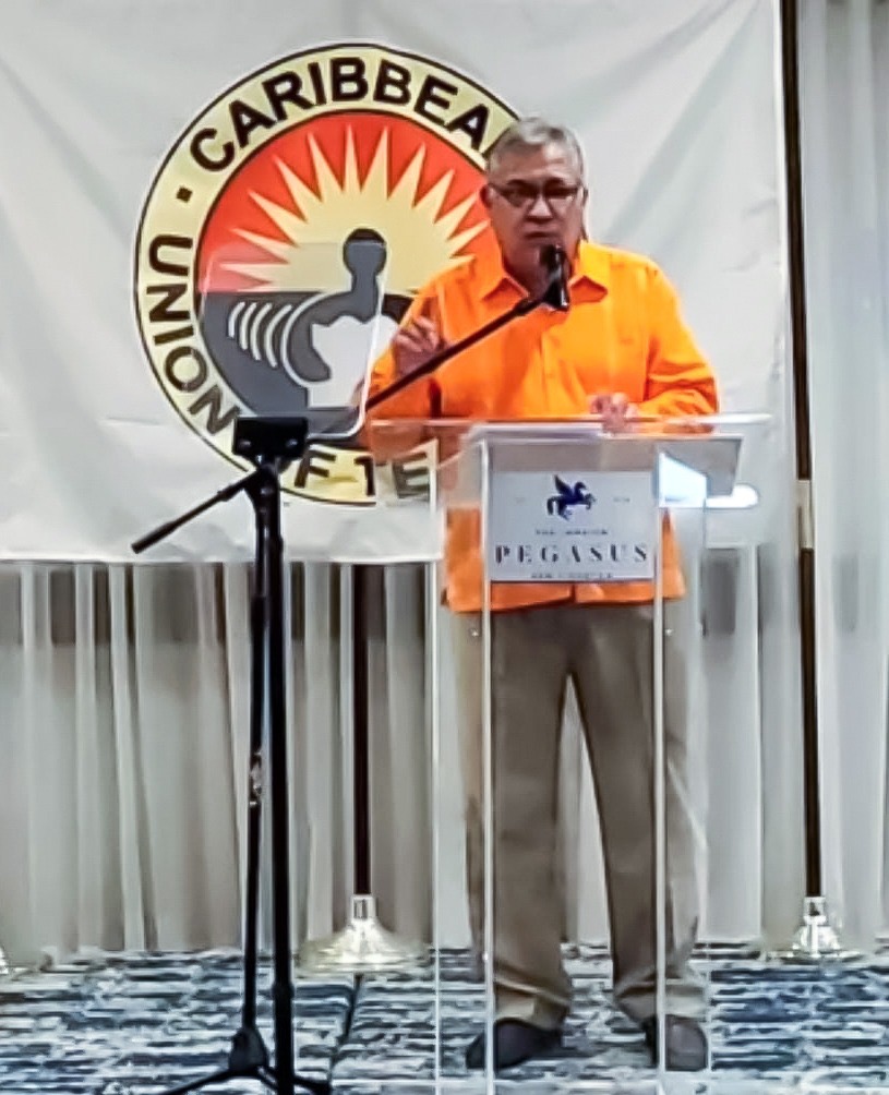 ZendejasSNTE8's tweet photo. El Srio. Gral. del #SNTE 📚 Mtro. Alfonso Cepeda Salas llevó a la 41 Conferencia Bienal de la Unión de Maestros del Caribe 🧑‍💼 un mensaje de solidaridad a los docentes para afrontar los desafíos de la región @eduint 🌎

Leer nota 👉 https://t.co/MVVizbDKo8 https://t.co/HRtEHCaoIV