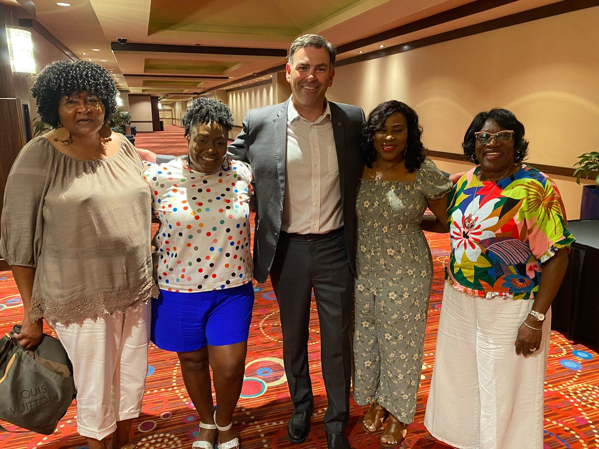 MichaelWatsonMS's tweet photo. Always a good time at the Justice Court Judges Conference! Appreciate the opportunity to talk about the great things happening at our office &amp; efforts to restore confidence to MS voters! #votecast #votecounted https://t.co/deUgJ7is3U