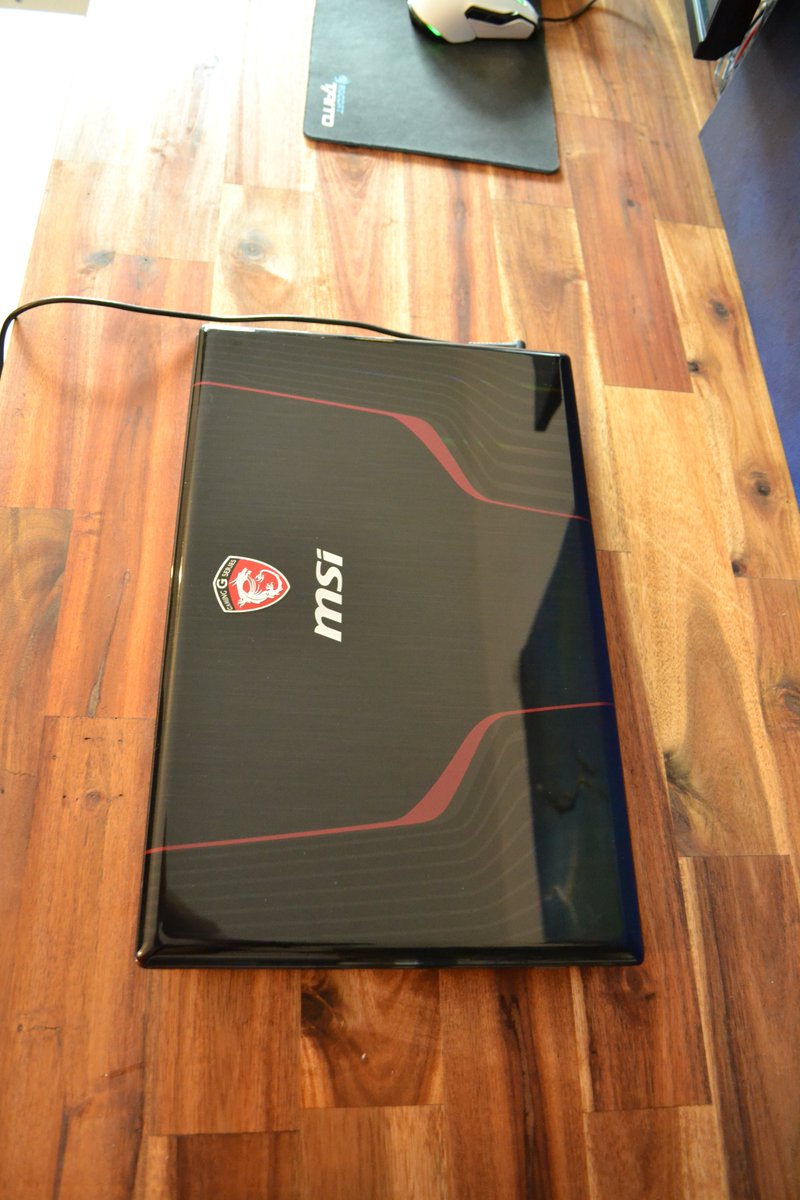 AFAB_Informatiq's tweet photo. Quel été votre premier PC gamer ?
Pour ma part, c'était un PC portable MSI gamer GE60 en 2013.
Caractéristiques:
i5-3230M
GT 650M
8Go DDR3 1600Mhz
SSD: 120Go mSATA
HDD: 1To
15.6 pouces 1366x768
#MSI #MSIGAMING #laptop #pcportable #pcportablegamer #pcgaming #pcgamer #gamers https://t.co/3xLfWX1gm4
