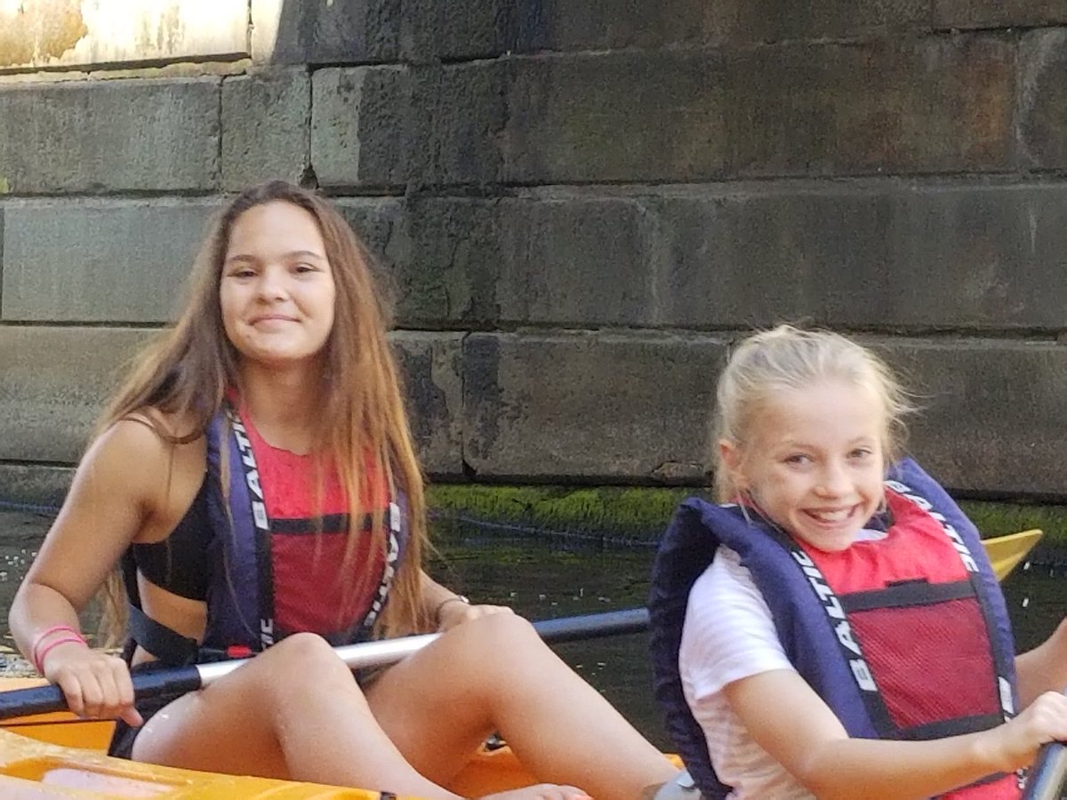 Melissa Samluk tweet media