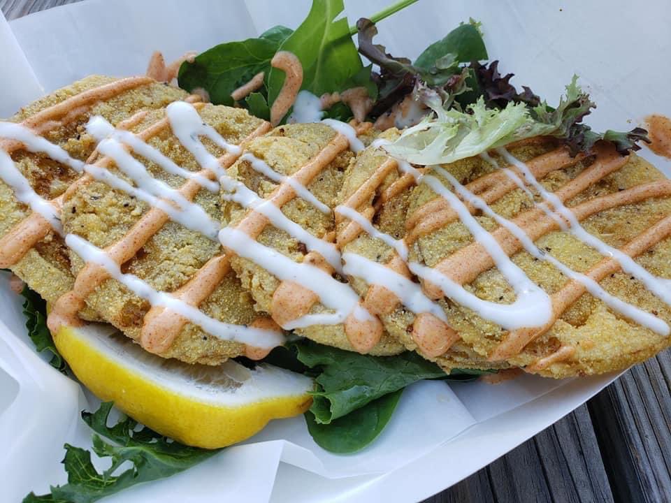 Fork_and_Fiddle's tweet image. It’s that time of year, Fiddlers! Our Fried Green Tomato Boats and Fried Green Tomato BLT is BACK again! See you this weekend! #forkandfiddle #lowcountry #foodtruck #greentomatoes #followthatbigorangetrailer
