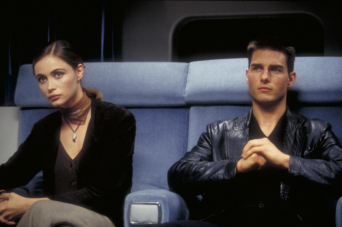 marcbranches's tweet photo. Revisando la "Mission: Impossible" original y dando fe de uno de los casos más flagrantes de "pez fuera del agua" vistos nunca, el de Emmanuelle Béart en esa película. Qué inexpresividad, qué no enterarse de nada, qué manera de echar de menos a sus Sautet o Chabrol. https://t.co/rXHvb1vRQK