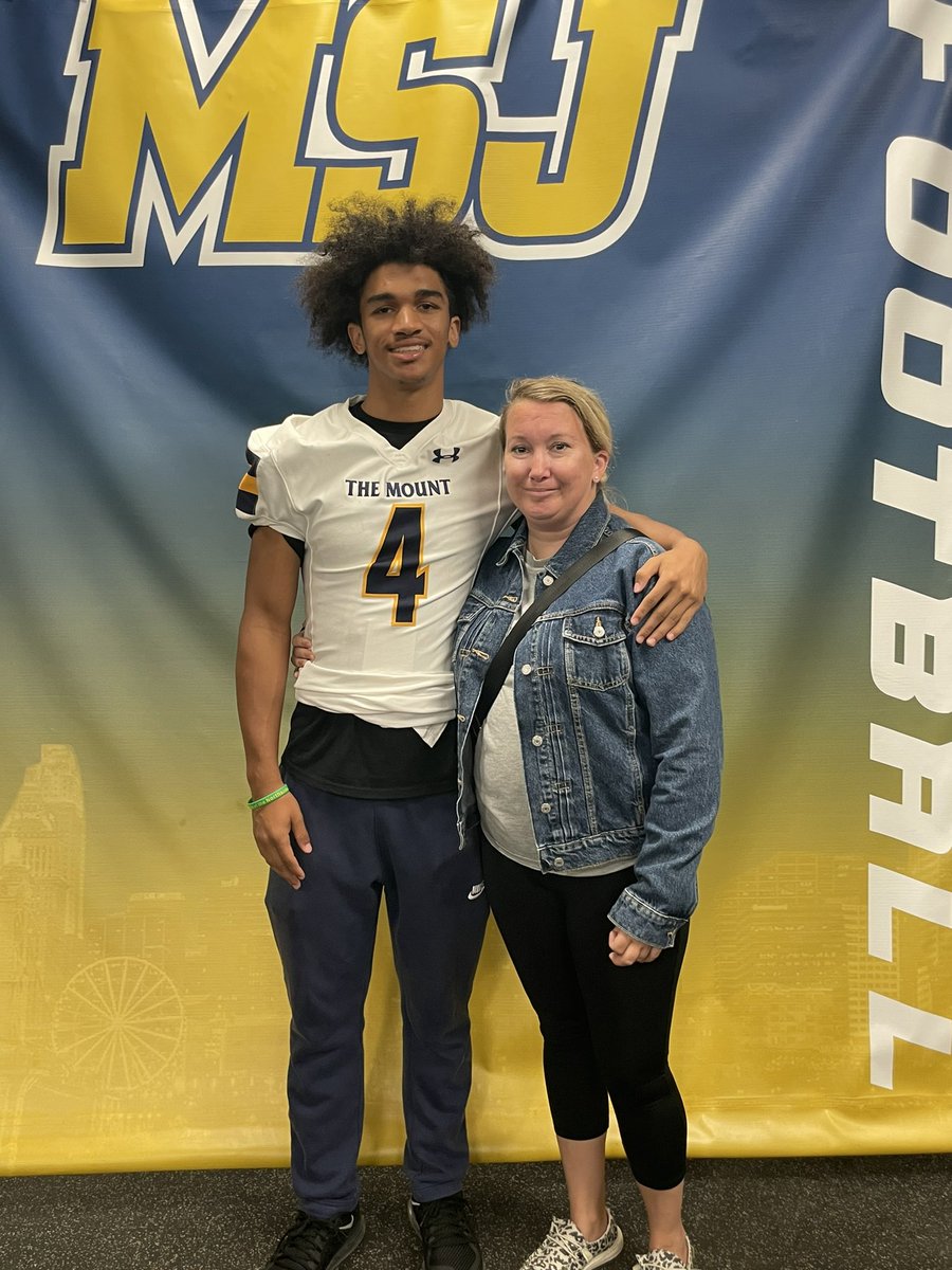 AGTG🛐 I’m blessed to receive my second offer from <a href="/MSJ_FB/">Mount St. Joseph Football</a> thank you <a href="/CoachHines_13/">Coach Hines</a> for the visit