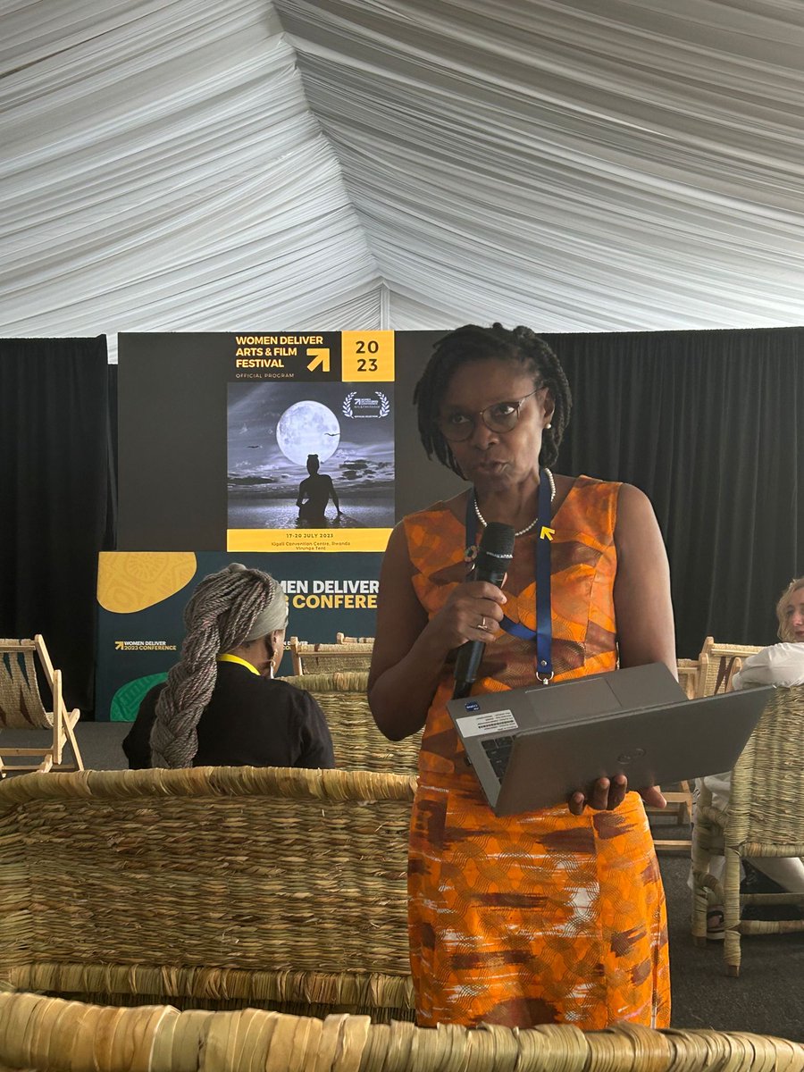 HRPresearch's tweet photo. In a crowd of 6000 activists, one thing is clear: we all have stories to tell!
Thank you #WD2023 & @lisarussellfilm #WDAFF for screening a special #SRHR collection from @WHO’s #HealthForAll Film Festival - inspiring and educational.
📽️playlist: https://t.co/kDmidLDUPI https://t.co/L8Y2Fg4MPl