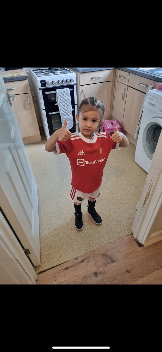 <a href="/MarcusRashford/">MR14</a> <a href="/LukeShaw23/">Luke Shaw</a> 
Over Christmas, my beautiful 5 year old niece passed away. My family have set up a charity football match and raffle in her memory.
She was proud of her United kits❤️
We hope it’s possible for you to help raise awareness for our event, thank you❤️