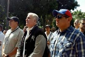 Toda mi vida he sido independiente, hasta hace poco tiempo que tuve un paréntesis y estuve afiliado a la organización política Vente Venezuela (pensé que allí me sentiría bien con mis principios y valores), que aunque no es Partido Politico tiene representación en todos los