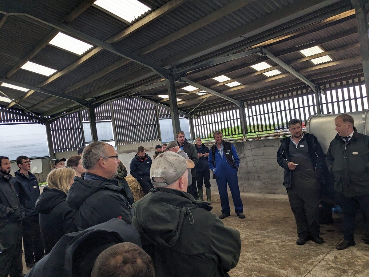 Richardmccorni1's tweet image. Bizy meeting yesterday with some great speakers shame about the weather🌧️ but we managed to get everything undercover thanks @SAC_Poppy @RhidianJones2 @farmvetali and aldo water solution for some great discussions @monitorfarms @qmscotland