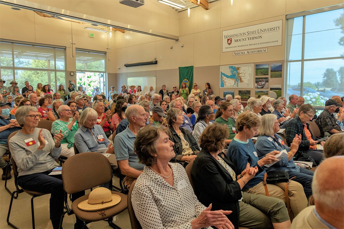 WSU CAHNRS (@wsucahnrs) on Twitter photo Dean Powers discusses the importance of talking about the impact of CAHNRS' work, plus the benefits of partnering w/industry & <a href="/USDA_ARS/">Agricultural Research Service</a> in her latest blog post. She also mentions ways to tell those stories, the latest <a href="/WSU_MG/">WSU Master Gardeners</a> celebration & more. #GoCougs cahnrs.wsu.edu/blog/2023/07/t… Dean Powers discusses the importance of talking about the impact of CAHNRS' work, plus the benefits of partnering w/industry & <a href="/USDA_ARS/">Agricultural Research Service</a> in her latest blog post. She also mentions ways to tell those stories, the latest <a href="/WSU_MG/">WSU Master Gardeners</a> celebration & more. #GoCougs cahnrs.wsu.edu/blog/2023/07/t…