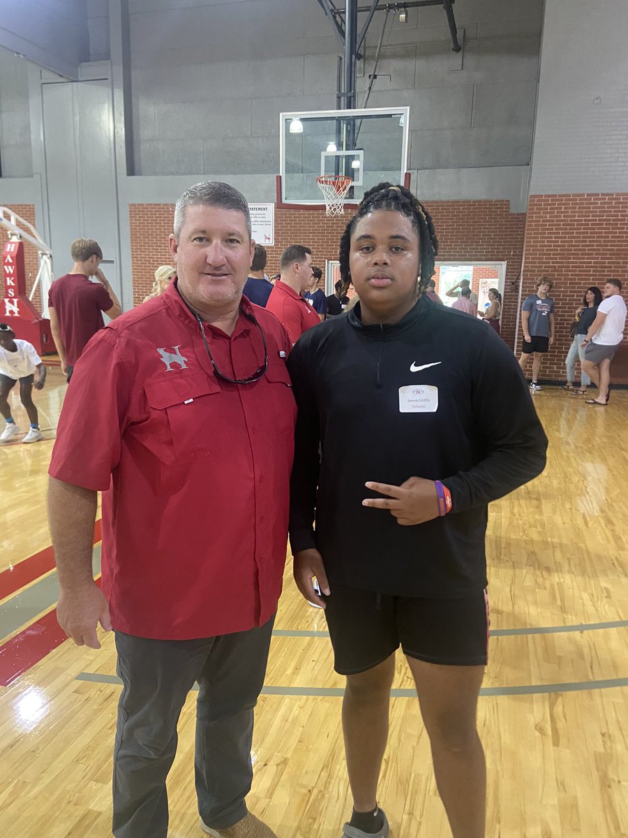 JatwonGriffin's tweet photo. Had a amazing visit @HawksFootball 
@coachHicks_DC @JustinEllis22 @bladarius4 https://t.co/HAcfewEkZW
