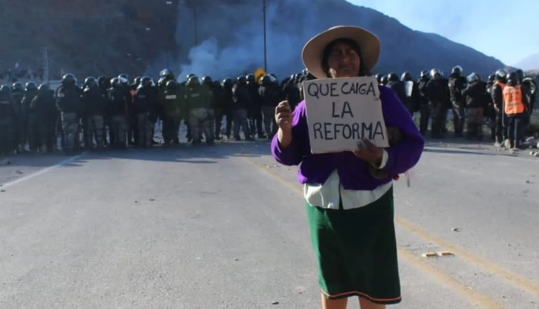 Basta de violencia y represión en Jujuy, pedimos diálogo y justicia.

faie.org.ar/2023/07/faie-d…