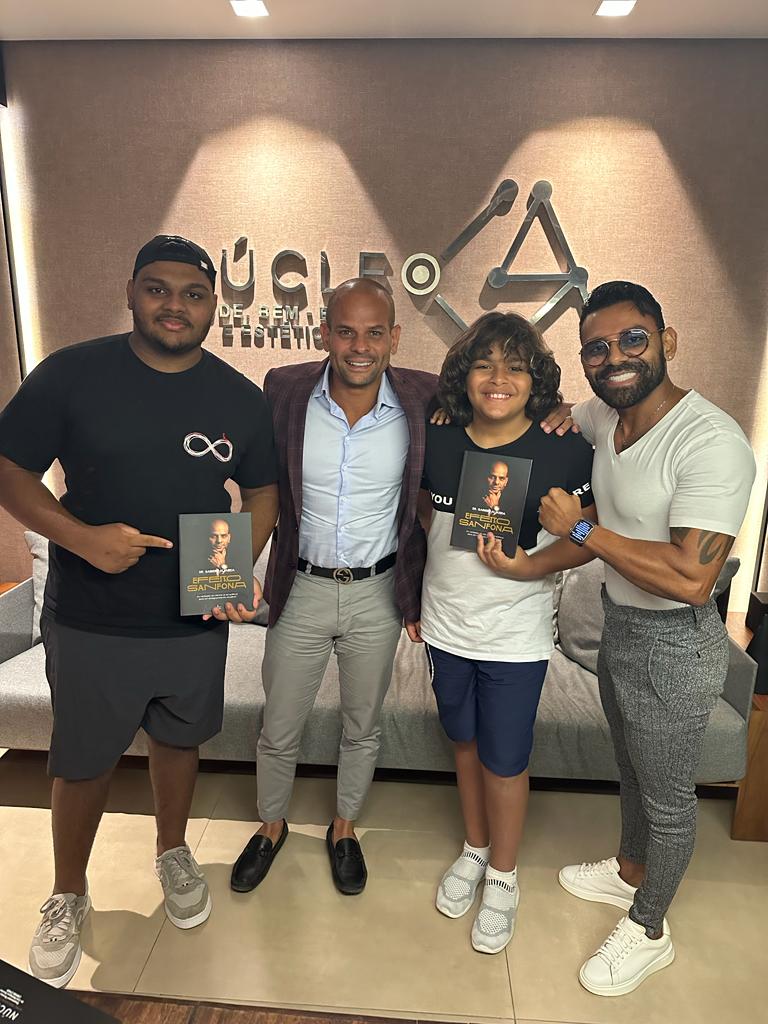 Cuidando dos meus filhotes porque saúde é em primeiro lugar 🙌🏾🙏🏾
E com @drgabrielalmeida me ajudando nessa missão , com toda certeza os meninos seguirão um caminho saudável.
Foco! 
Obrigado Gabriel e toda equipe.