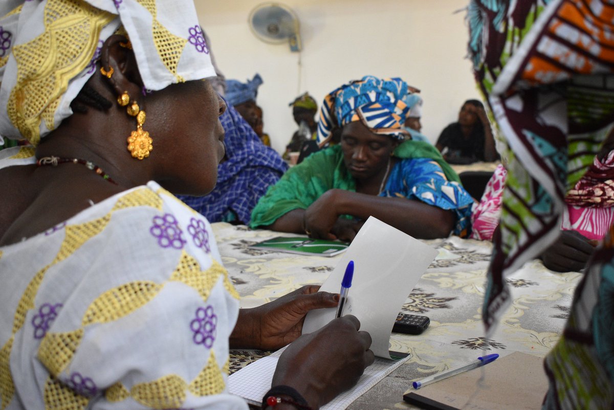 The #SAGES project trains its #women #farmers in #leadership and #advocacy to teach them to defend their cause for the #development of their home village. <a href="/Resilience1o5C/">Climate Resilience</a> <a href="/CaritasAustria/">Caritas Österreich</a> <a href="/AustrianDev/">AustrianDev</a> <a href="/Greenactions221/">Green Actions Senegal 🌳</a> <a href="/plansenegal/">Plan International Sénégal</a>