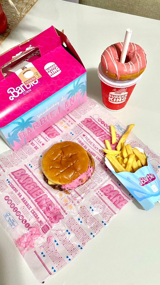 FilialPerseu's tweet image. ️️ ️️ ️ ️️ 𝗣edido: Combo BK Barbie

 ️️ ️️ ️️ ️️ ️️𝗗e: Pollo
 ️️ ️️ ️️ ️️ ️️𝗣ara: @STA02CRY 

 ️️ ️️ ️️ ️️ ·۪ϟ  Hi Barbie!