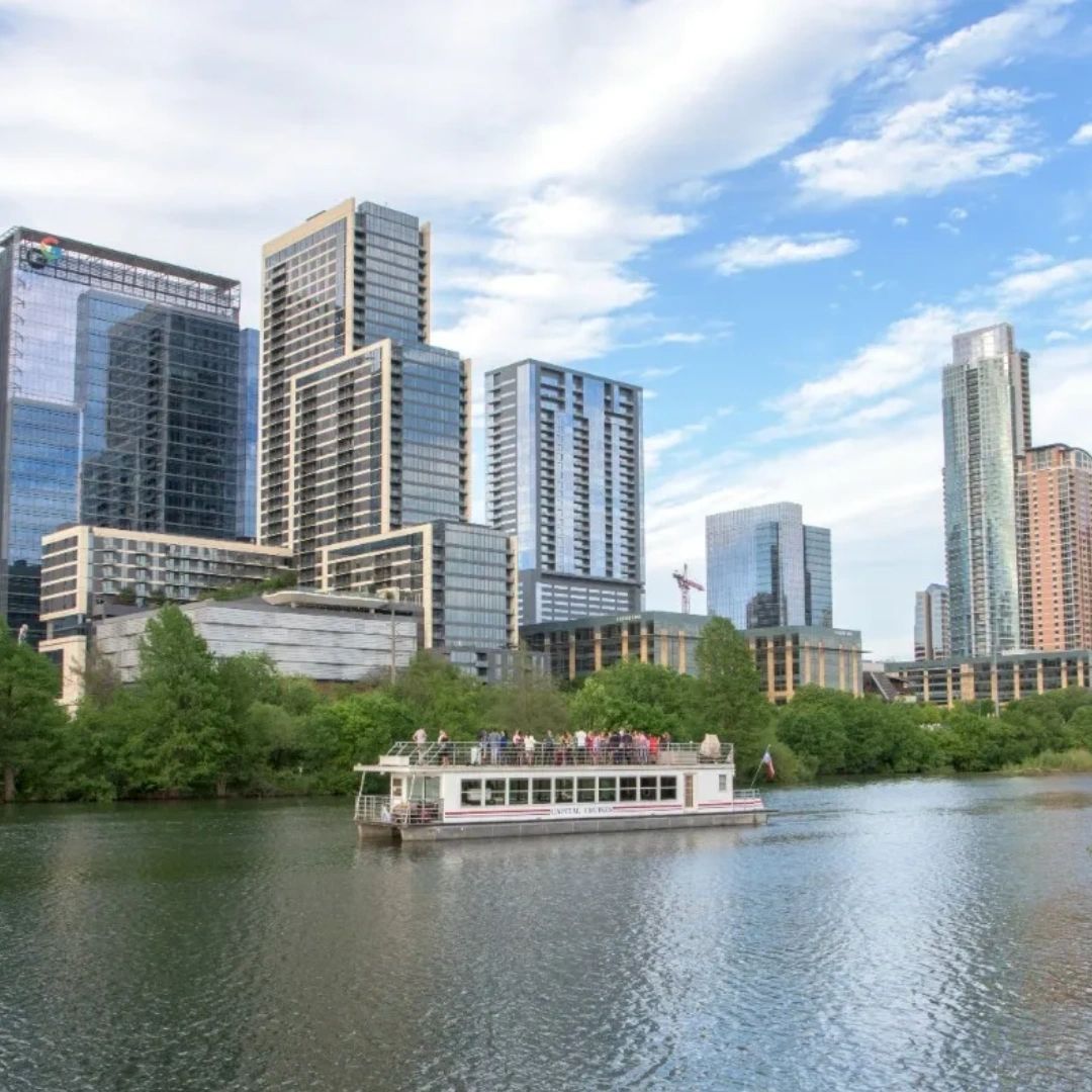 Capital Cruises tweet media