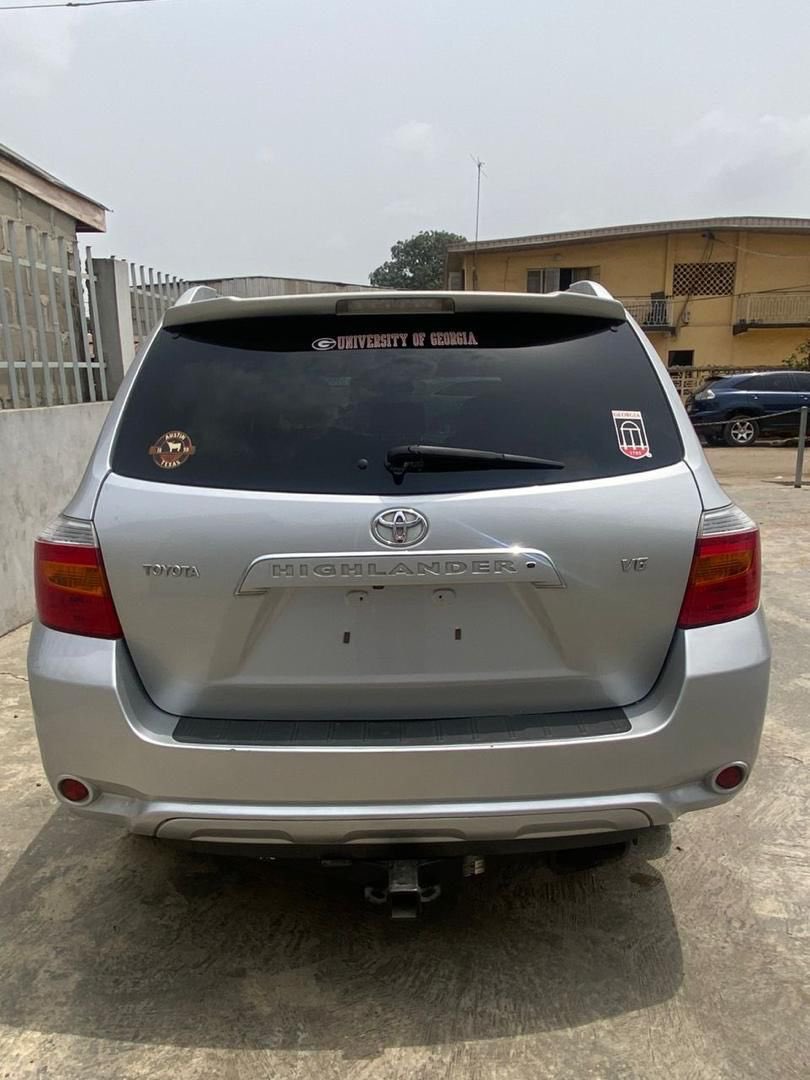 OJAUTODEALS's tweet photo. Toyota Highlander 2008 Limited ▪️Foreign Used▪️Full Option▪️8.8M
#PeterObiAt62 JayDreamz After9 Ellu P #memmuchi Peter Gregory Obi President #zenithbetalifepromo3 Nigerians Okwute Happy 62nd #dolar #SimplelsAWayOfLife Dr Olufunmilayo Happy Birthday Sir Tinubu Dan Gore May God https://t.co/mj2rbbTYNz