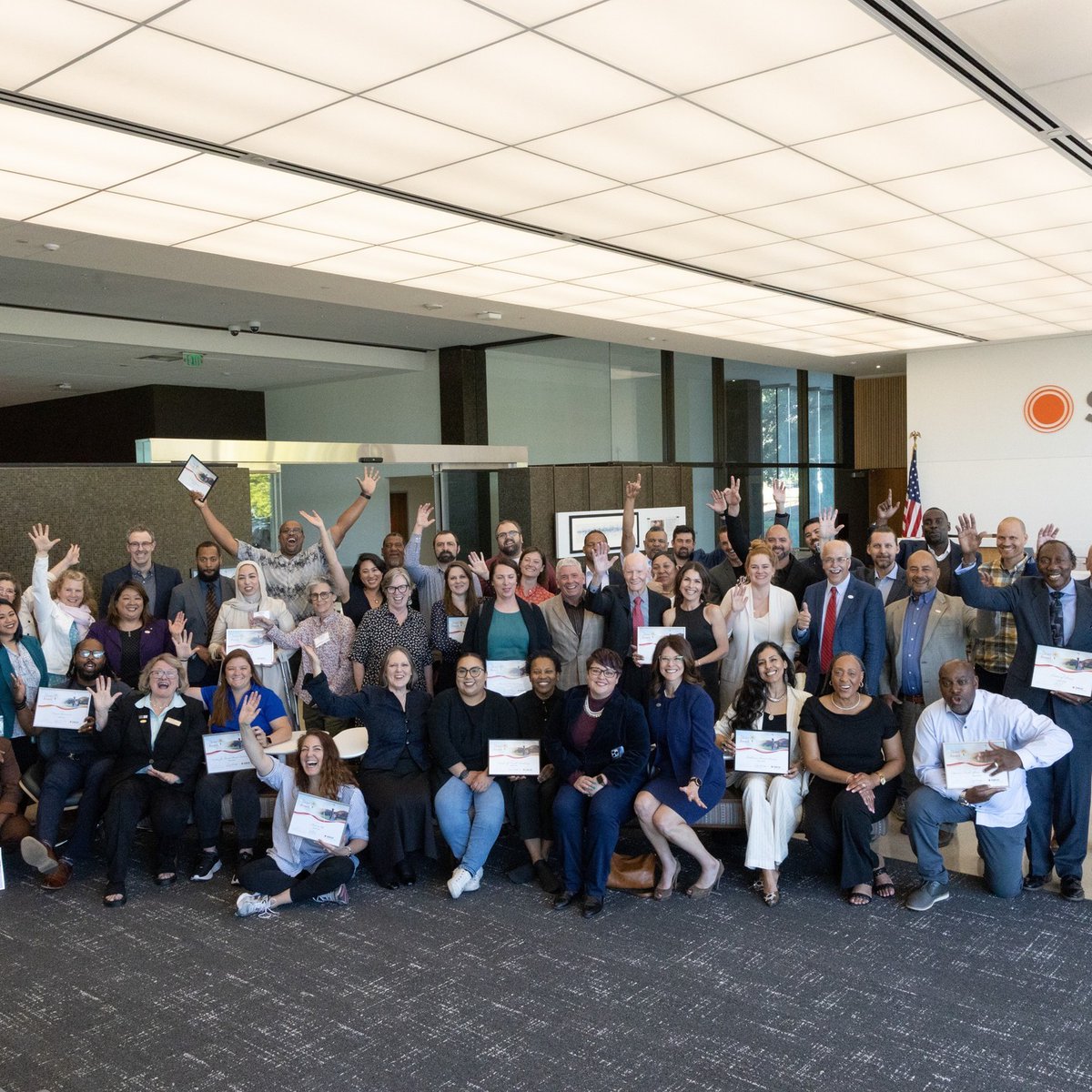 Many thanks to @smudupdates for granting our SLEWS Program with a $30,000 Shine Award! Together we are inspiring high school students to be natural resource stewards by bringing them into the field to restore native habitat across our region.
#SustainableCommunities, #MySMUD