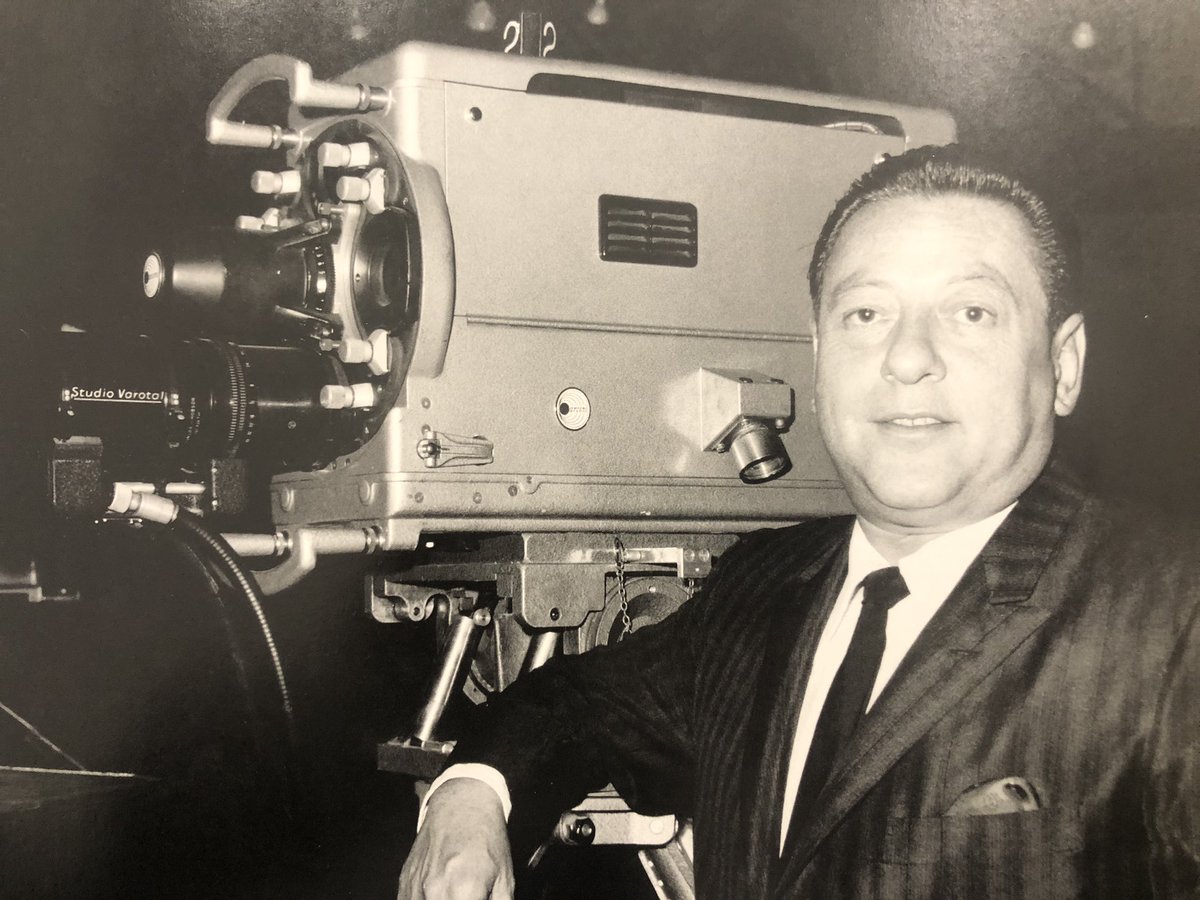 elcompitv's tweet photo. Hoy se cumplen 65 años de la primera vez que salió al aire el Canal 3 (Hoy Televisa Mty).

Primera televisora regia.

19 jul 1958
La transmisión que se hizo fue un maratón de ayuda para Cruz Roja.

Paco Malgesto, “El Loco” Valdez y “Piporro” condujeron este primer programa. https://t.co/wi09gISZlC