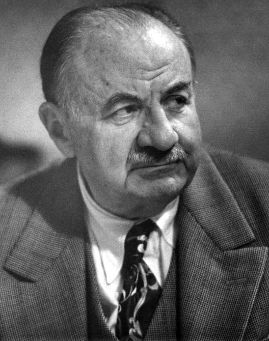 Lou Jacobi is part of the inspiration for Dr Zoidberg' voice, according to <a href="/TheBillyWest/">Billy West</a>