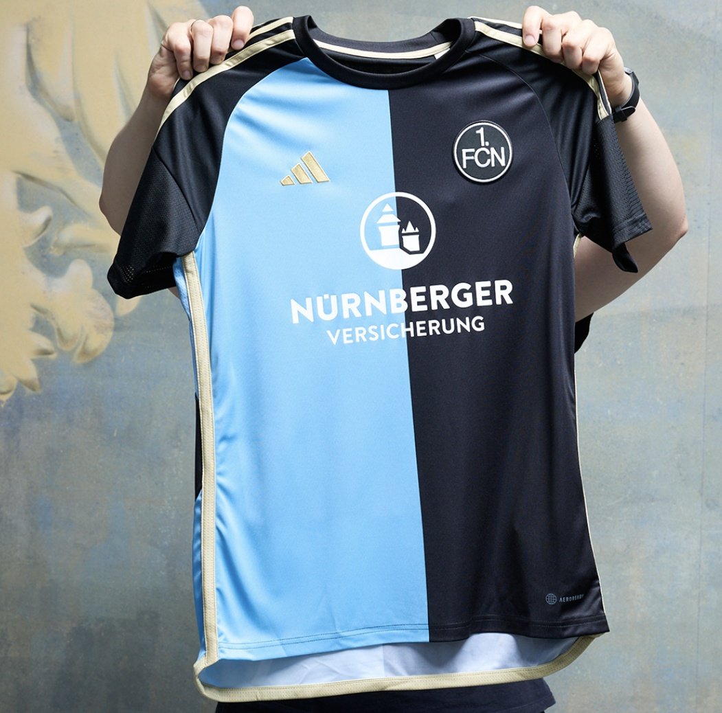 Oh. My. God.  It's the Nuremberg Shirt what dreams are made of 😍