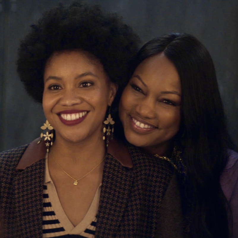 TVTango's tweet photo. 📣@hulu Premieres @OnyxCollective Drama Series #TheOtherBlackGirl @TOBGhulu Starring #SinclairDaniel @iamamurray #BrittanyAdebumola #HunterParrish @BellamyYoung @EricMcCormack and @GarcelleB Based on the book by @zakiya_harris on Wednesday, September 13th https://t.co/WgCEzlx7eD