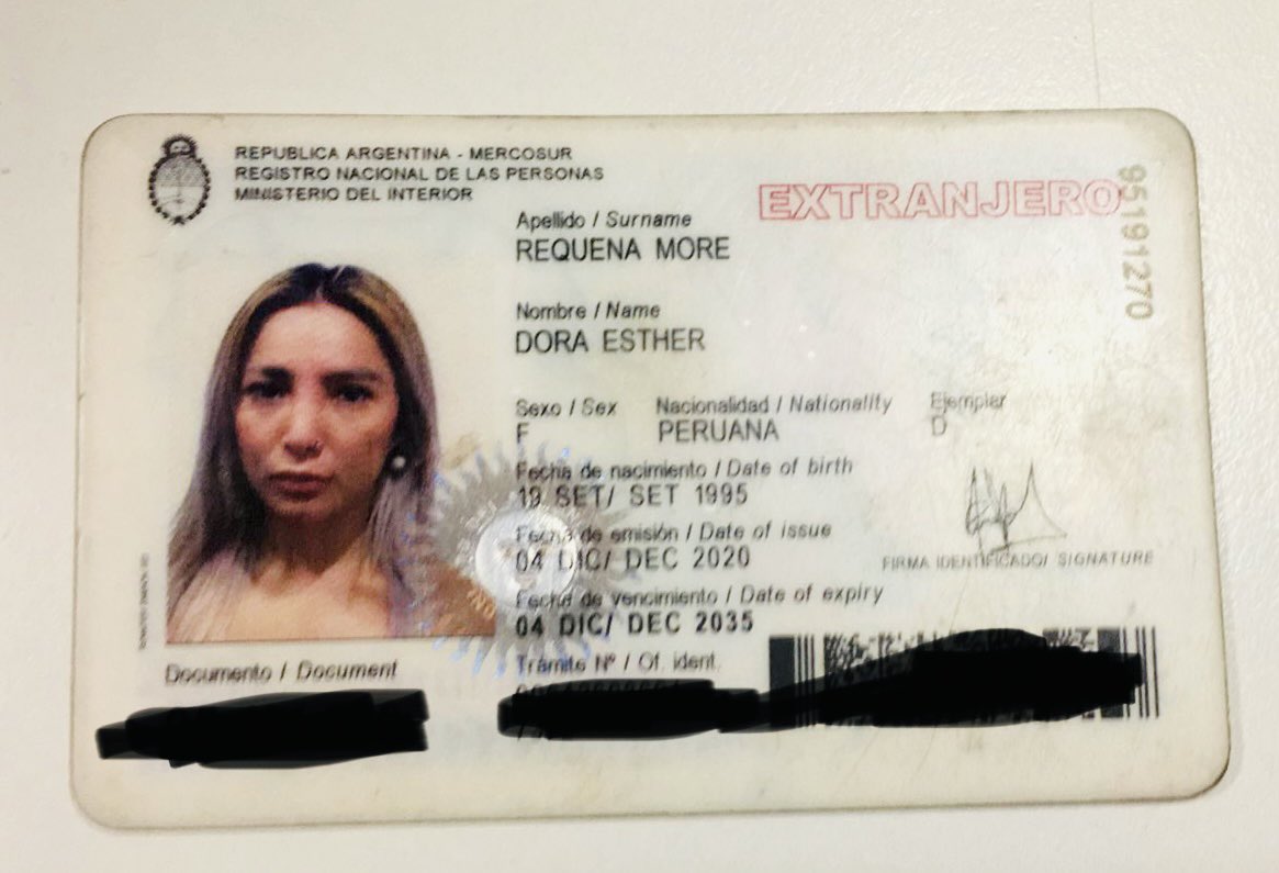 Bueno, como Tuiter es servicio a ver si aparece la dueña del documento que encontramos en la sala de mi laburo.