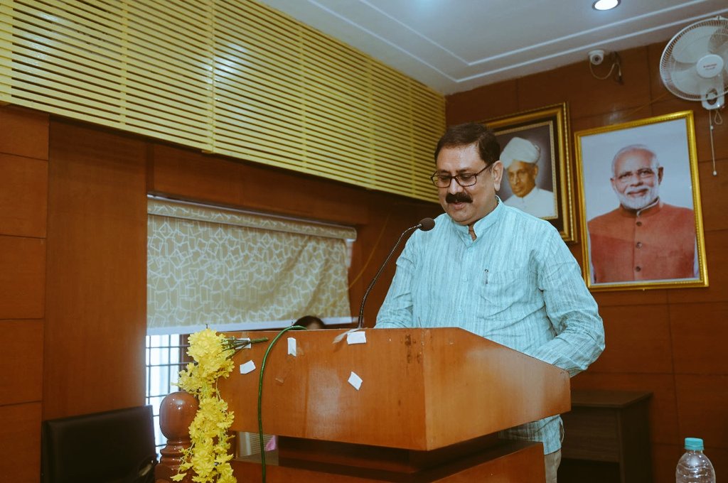magadhuniversi1's tweet photo. Special lecture on "Importance of G-20 Nations in the Changing Global Power Order" is organized by Department of Geography,MU on July 19, 2023.
@GovernorBihar https://t.co/iIlI9nzHZI