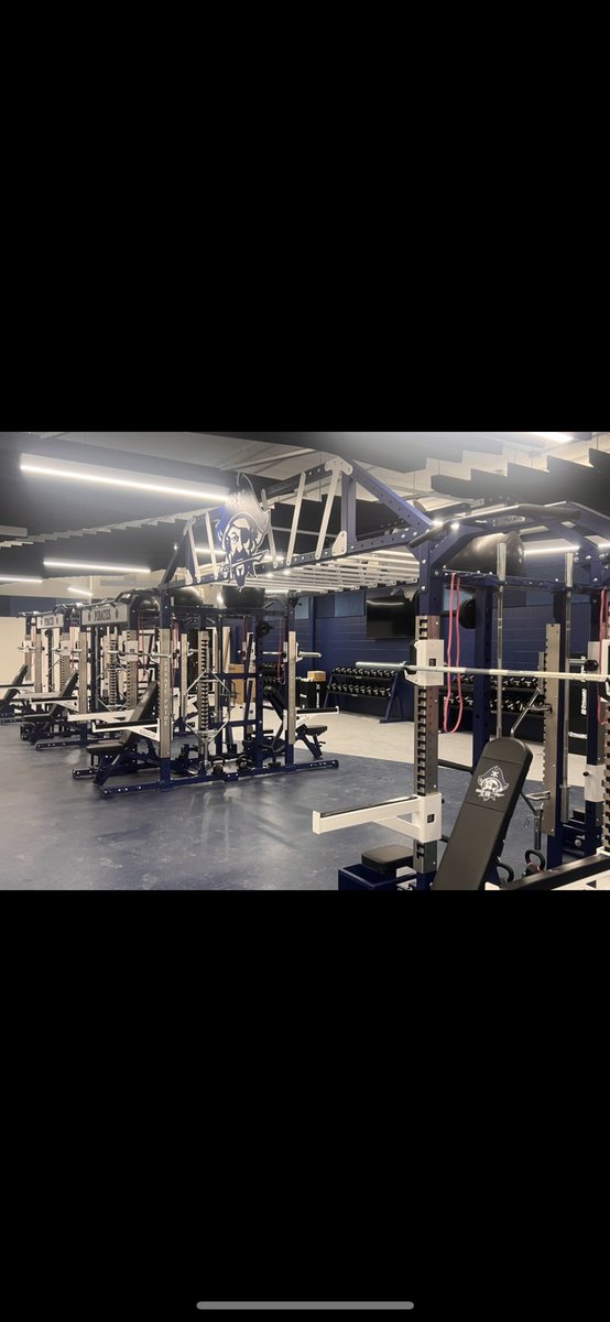 LabudaJace's tweet image. An awesome week for Wisconsin Installs! Neenah High School, Coleman High School, Bayview Middle School and Oshkosh West High School all got major improvements! @DynamicFandS