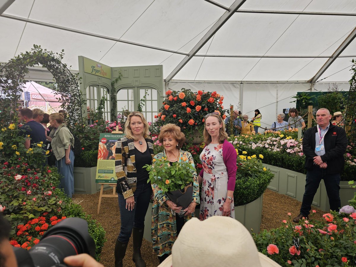 Coronation Street on Twitter "Blue Diamond Garden Centres and its