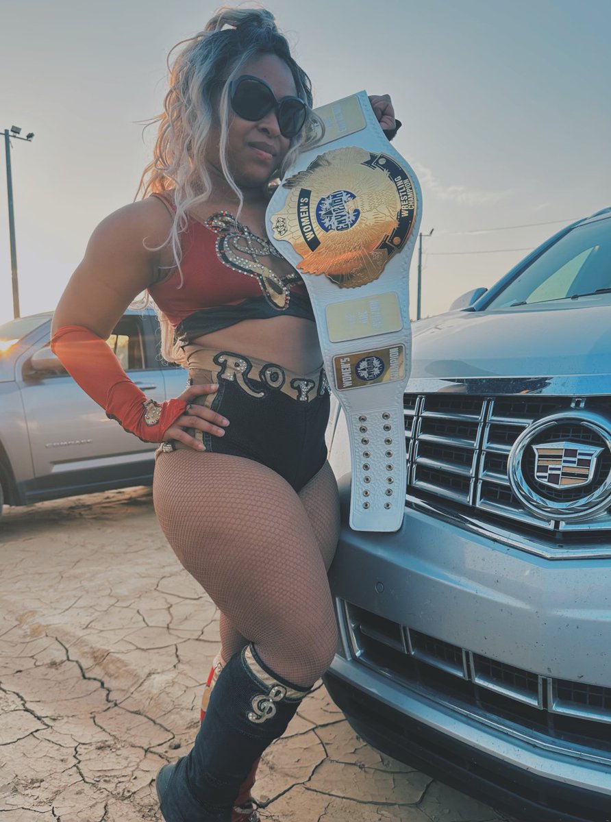 WeAreEnvizion's tweet photo. @Shalonce_Royal defeated @AliceCrowley19, @hernamescharlie and @freerangekara in a fatal four-way match at FAIR &amp; SQUARE last Friday night to become the first-ever Envizion Wrestling Women’s Champion! What’s next for The Fighting Siren? https://t.co/NG3EGHc7lX