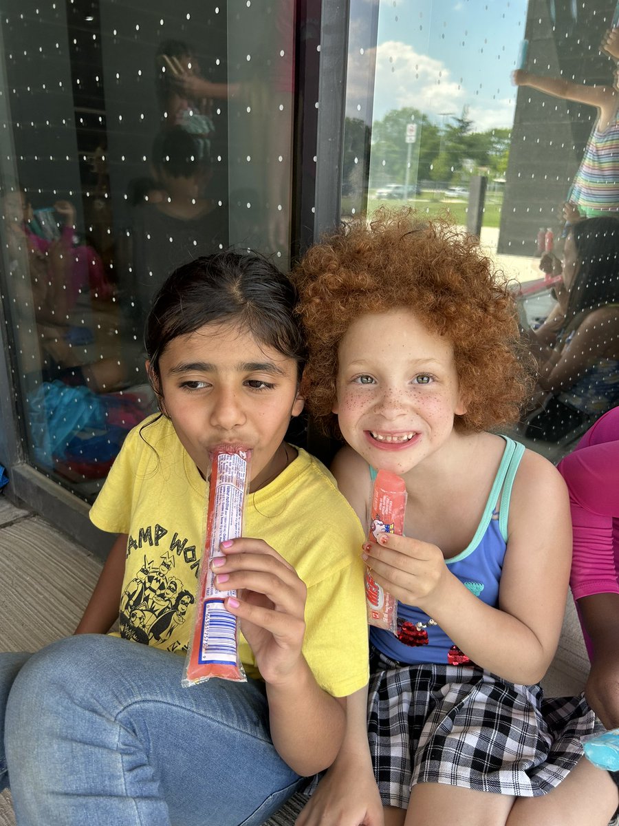 msbernalkeren's tweet image. Our last day with @LancerRec !!! #CampWonder had a blast with some water activities today. We are so thankful for the opportunities and all the awesome staff #GECDSBSLP2023 @gecdsbpro @Vanessa_Dakin28 @DerbyshireMr @ClaraHowitt