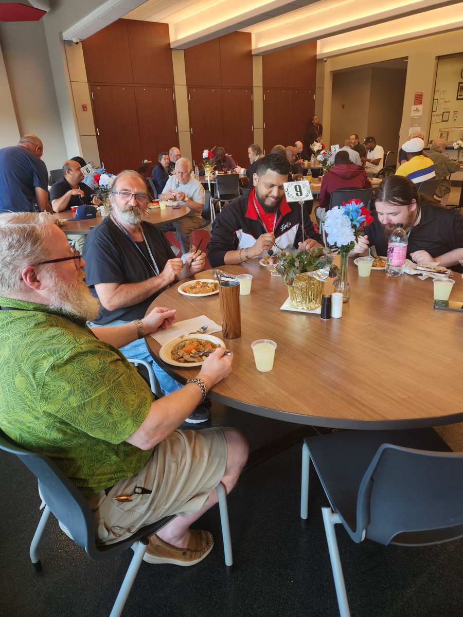 🇫🇷 Today, we took our community on a delightful trip to France with Chef Camille le Caer! Coq au Vin and Crème Brule filled the air with mouthwatering aromas, bringing the flavors of France to Buffalo City Mission. Merci Beaucoup, Chef Camille, for making this experience possible