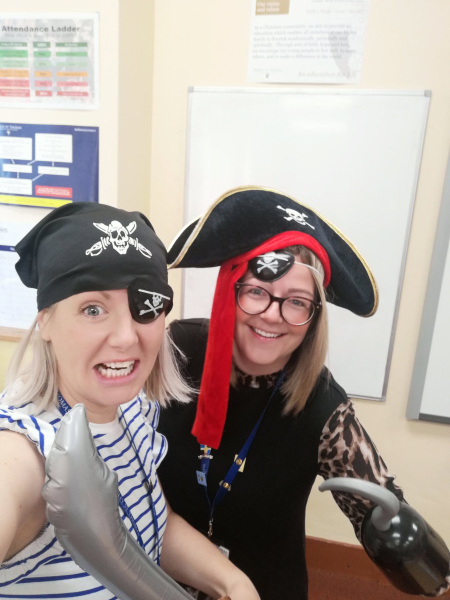 ComputingRipley's tweet photo. Our Yr 7 Pupils had a swashbuckling time hunting for virtual treasure this morning! ⚓🏴‍☠️💎 https://t.co/AUbe2bcPjy