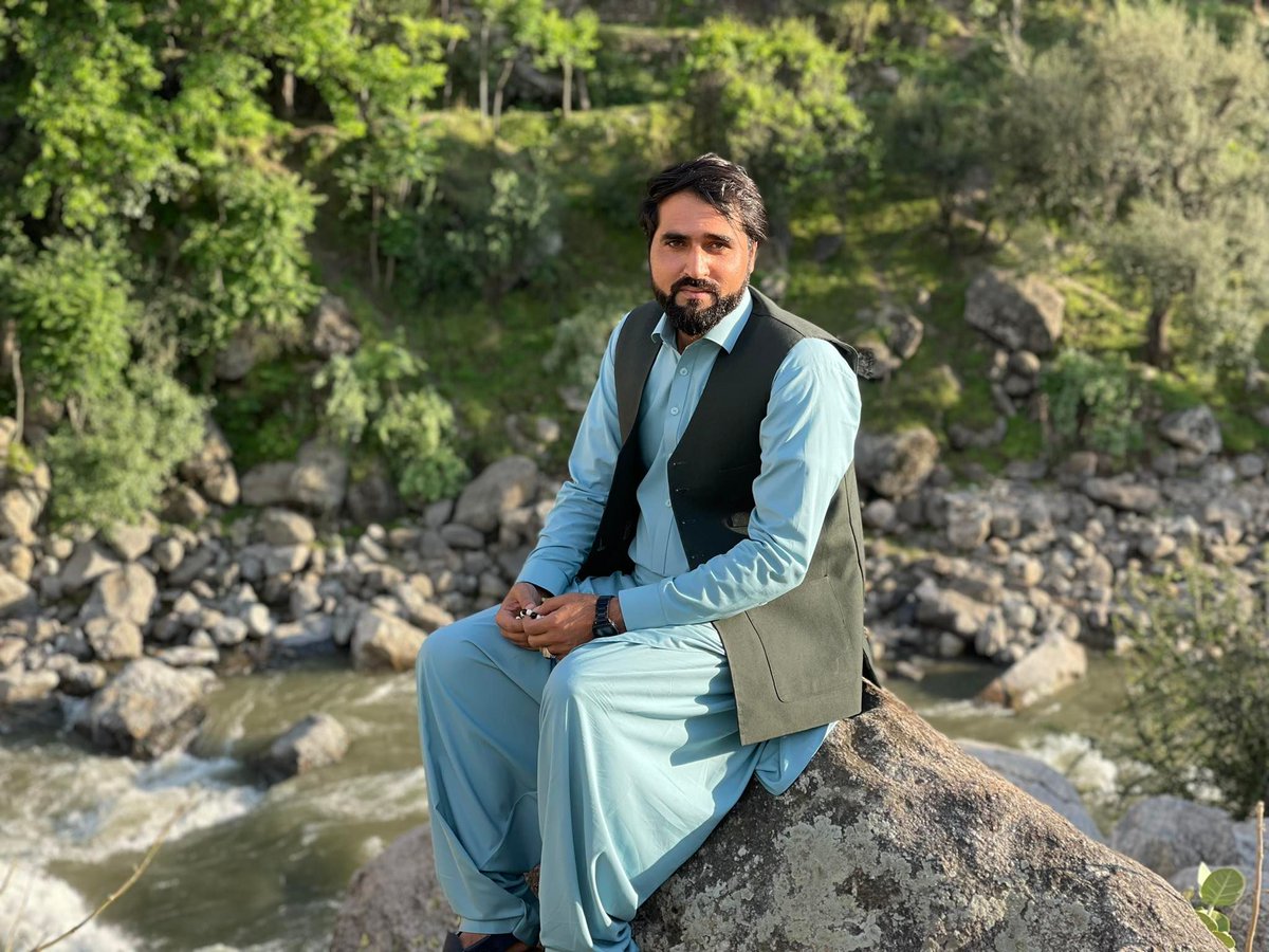 GoharZiauddin's tweet photo. د مستۍ دا دومــره ډک زړه ! 
بـــــس پيدا وؤ وسوسې له ؟ https://t.co/p9VslsXt82