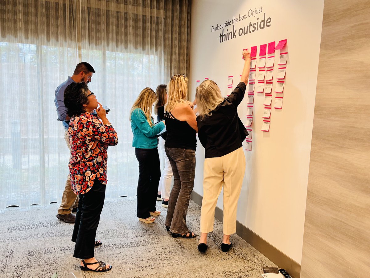 On these post-its, the ⁦2024 ⁦<a href="/EFAging/">Environments For Aging</a>⁩ conference program is coming together! See you in Atlanta! #EFACon #seniorlivingdesign