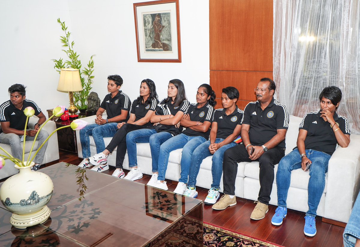 High Commissioner Pranay Verma and Mrs. Manu Verma hosted the visiting Indian Women Cricket Team on 19 July, 2023 at India House in Dhaka. HC welcomed the touring team and also appreciated the team’s performance in the ongoing tour of 🇧🇩.
<a href="/MEAIndia/">Randhir Jaiswal</a>