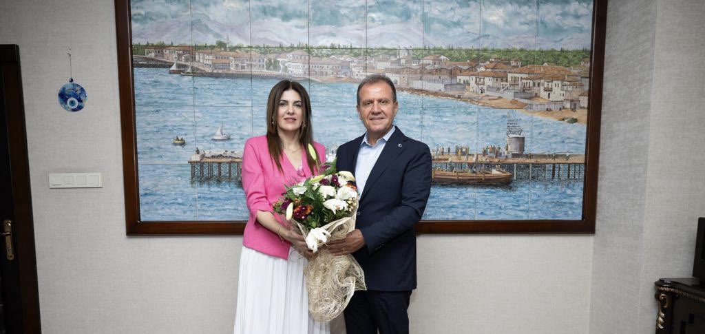 ZaliheM's tweet photo. Başkonsolos Zalihe Mendeli ve heyeti, 20 Temmuz Barış ve Özgürlük Bayramı'nın 49'uncu yılı kutlama programı çerçevesinde, Mersin Büyükşehir Belediye Başkanı Sayın Vahap Seçer’e makamında şükran ziyaretinde bulundular. 18.07.2023 https://t.co/sAze5CTshn