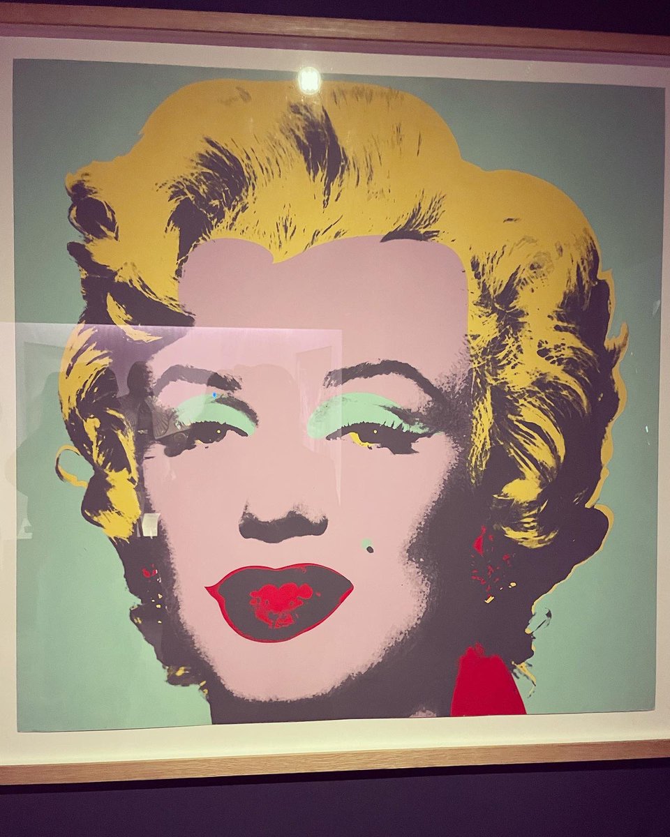 SCD_DT's tweet photo. Year 10 Textiles students have been discovering their inner DIVA’s @V_and_A what a spectacular exhibition celebrating females 💋🪩 https://t.co/xUmw98sn4Q