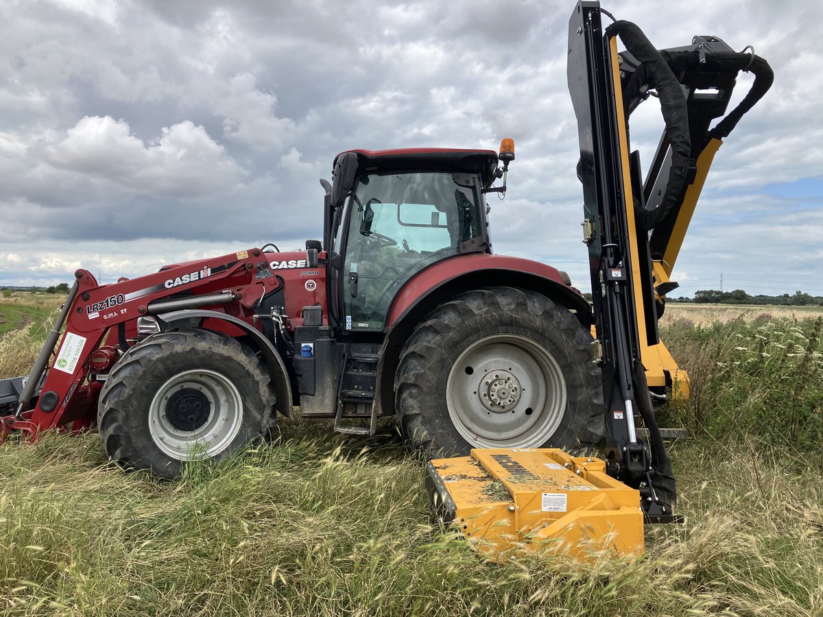 #TeamEA. 2023/24 maintenance programme has started today - #LittleStour bank cut ready for the #Excavator to come through next week and #WeedCut 

⁦<a href="/EnvAgencySE/">Environment AgencySE</a>⁩ ⁦<a href="/ADA_updates/">ADA</a>⁩