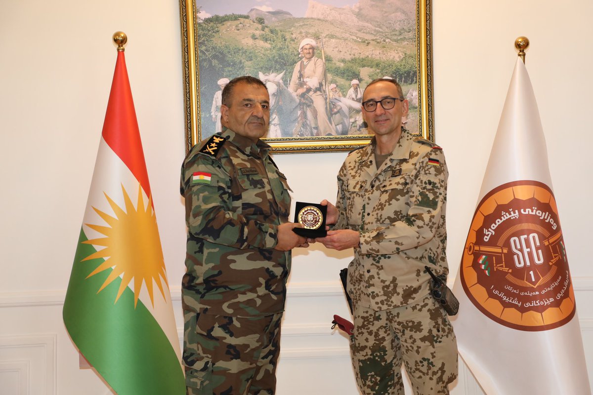 forces_command's tweet photo. Colonel #Dirk_Bollinger, Commander of the #German Forces in the #Kurdistan Region, and his delegation were met by Lieutenant General #Sihad_Barzani today, at the headquarter of the 1st supporting forces command, july 27, 2023.
Declaration of the
#1st_supporting_forces_command https://t.co/eO9CBBxr2q