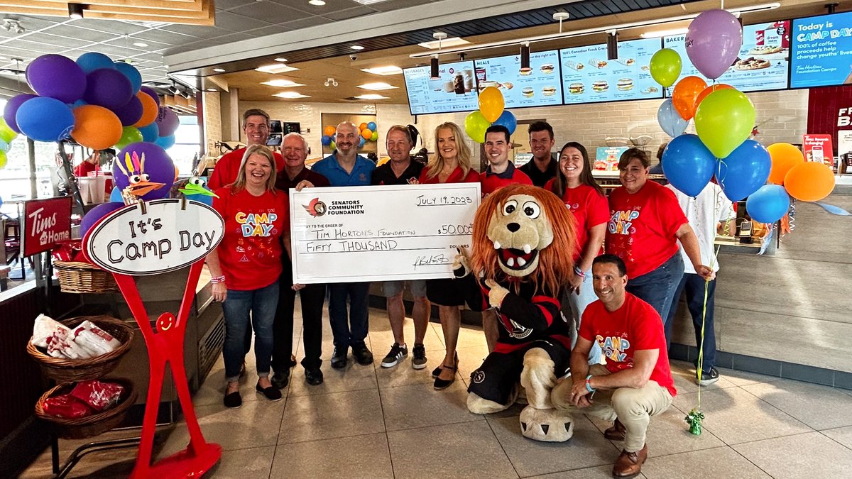 Senators's tweet photo. Capping off a great #CampDay the Senators Community Foundation donated $50,000 to help @TimHortons send kids to camp! 

#GoSensGo https://t.co/6FiYpkdrSI