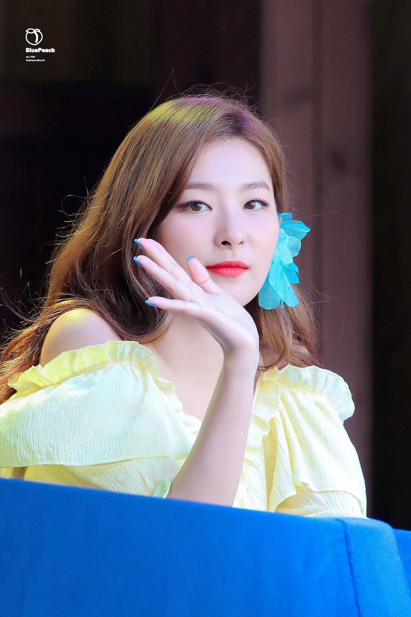 Es el #𝕽𝑜u𝕘e𔘓ֺ𝚖ǝǝti͜͡ng y yo me vine con mis trencitas más que lista para disfrutar y ver a mis nenas favoritas en lo que está siendo éste #𝟷𝕪e𝚊r𓈒࣪𖥔wʼ𝚅el𖦹u𝕣 momentazo y con ganas de seguir viendo como brillan ✨

ⳏsy𝖈𝖍ėdǝ𝑙įč 𝑓♡ir𝕪, ოara 𐦍˚ ݁ .