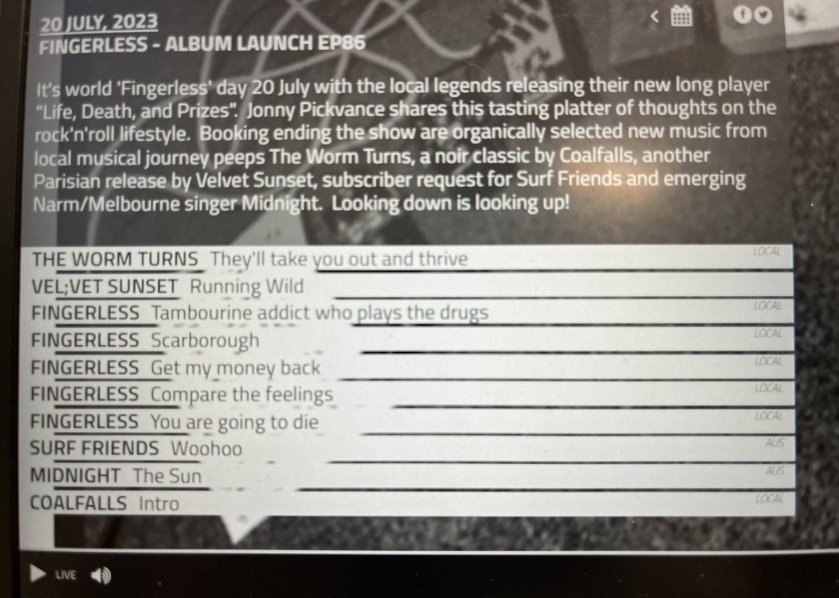 shoegrazzze's tweet image. Tune in to Zed Digital @4zzz this evening for an interview with Fingerless and tracks from their LP ‘Life, Death and Prizes’. 
It’s gonna be a goodie. 

#fingerless
@4000Records 
#velvetsunset
#midnight 
#coalfalls
#thewormturns

#lookingdownislookingup