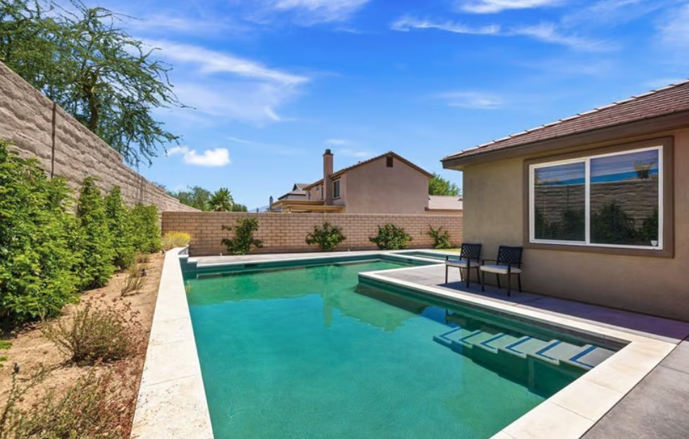dilbeckre's tweet photo. The wait is over!!! Welcome to this stunning Single Family Pool Home in the most desired neighborhood of Terra Lago in Indio.

🏠 43680 Riunione Place, Indio, CA
🛌 3 bedroom
🛁 2 bathroom
Listed at $1,195,000
.
Represented by Narbe Avanessian - DRE#01971788
.
.
.
#RealEstate https://t.co/u7L0IIuJUa