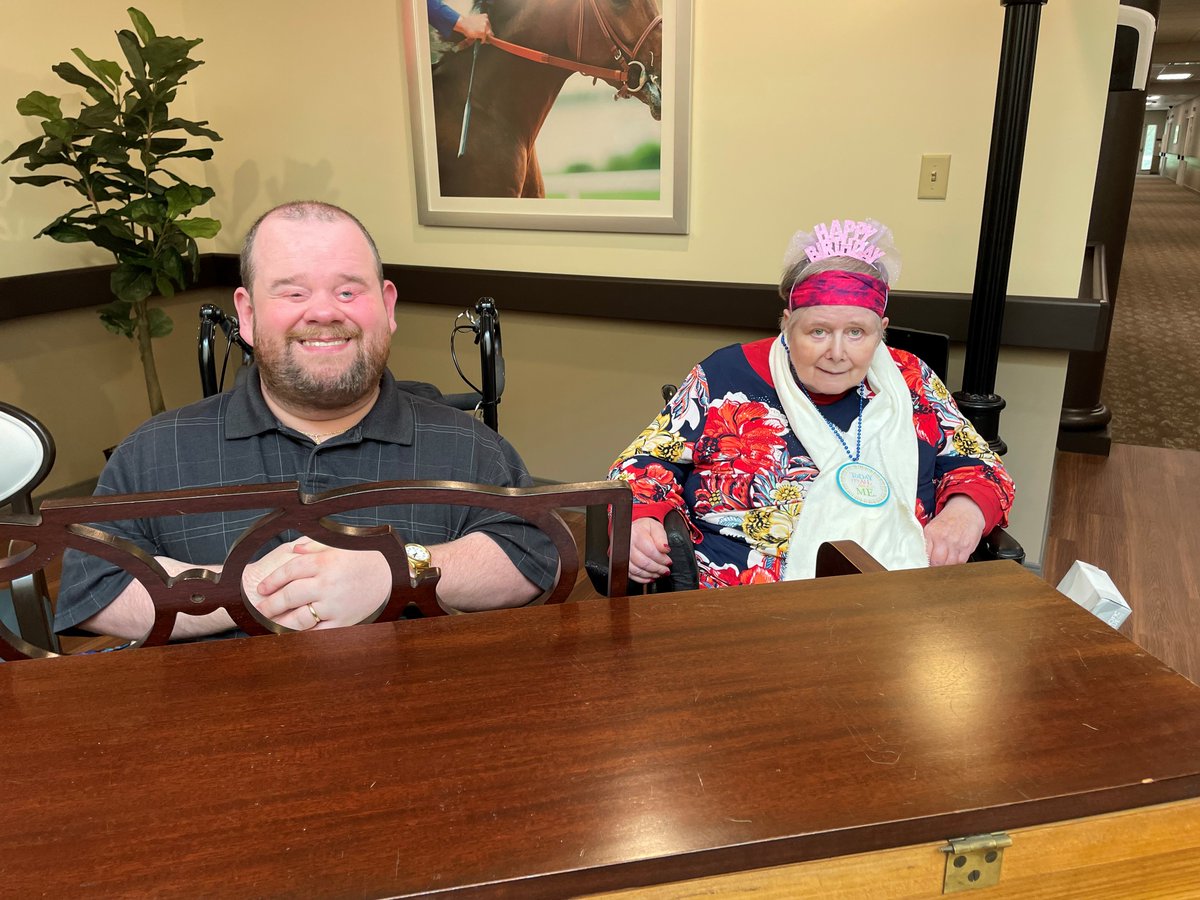Happy Birthday to Barbara!  🥳   We had a very special guest performer today - Patrick Hughes!  Our residents had so much fun singing along!